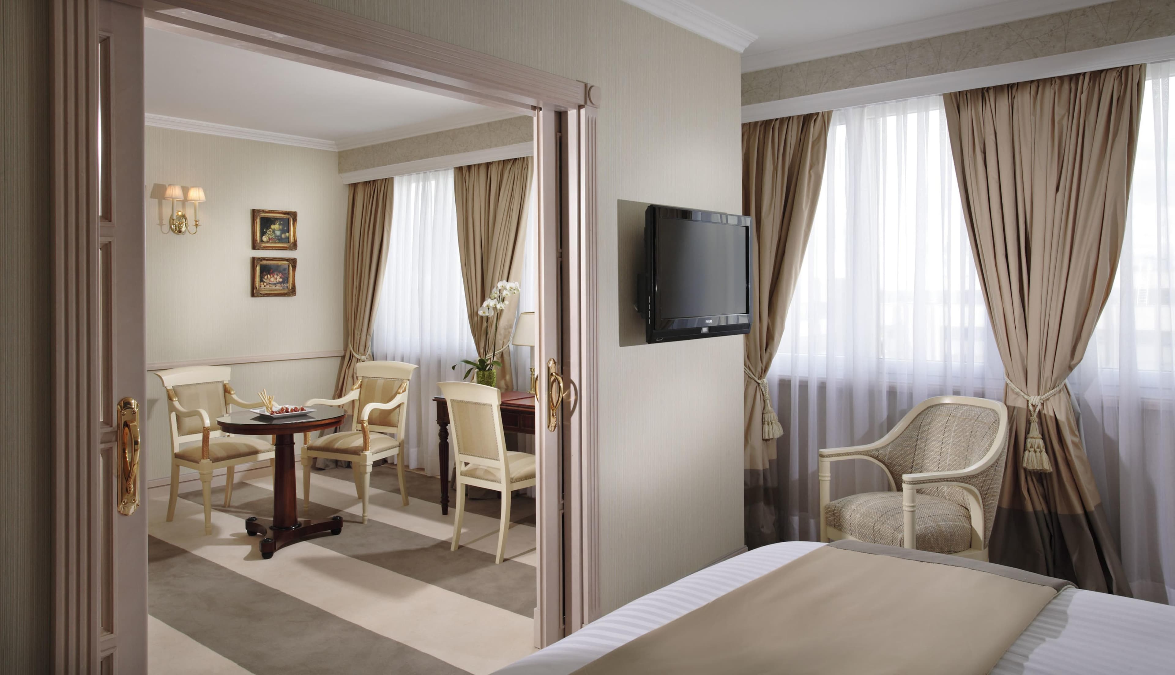 Melia Castilla - 28