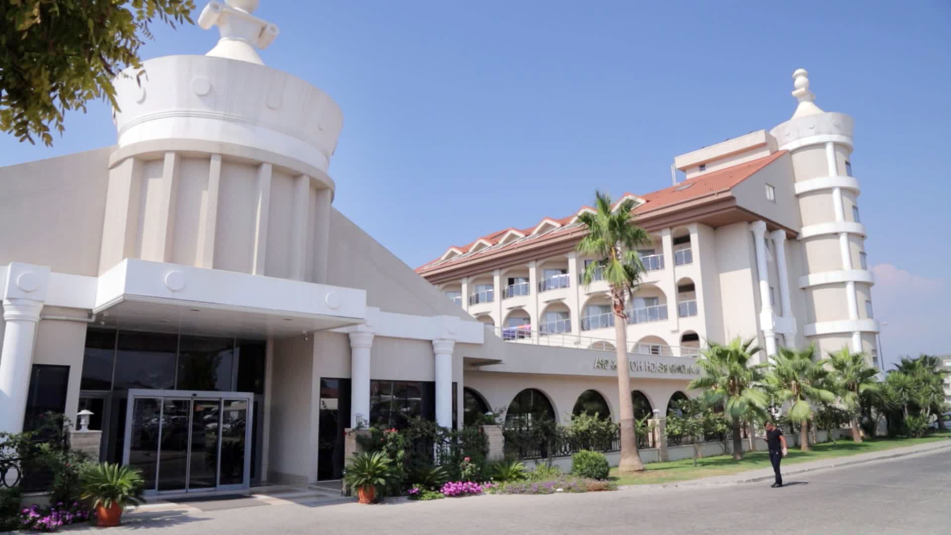 Diamond Beach Hotel And Spa - 11