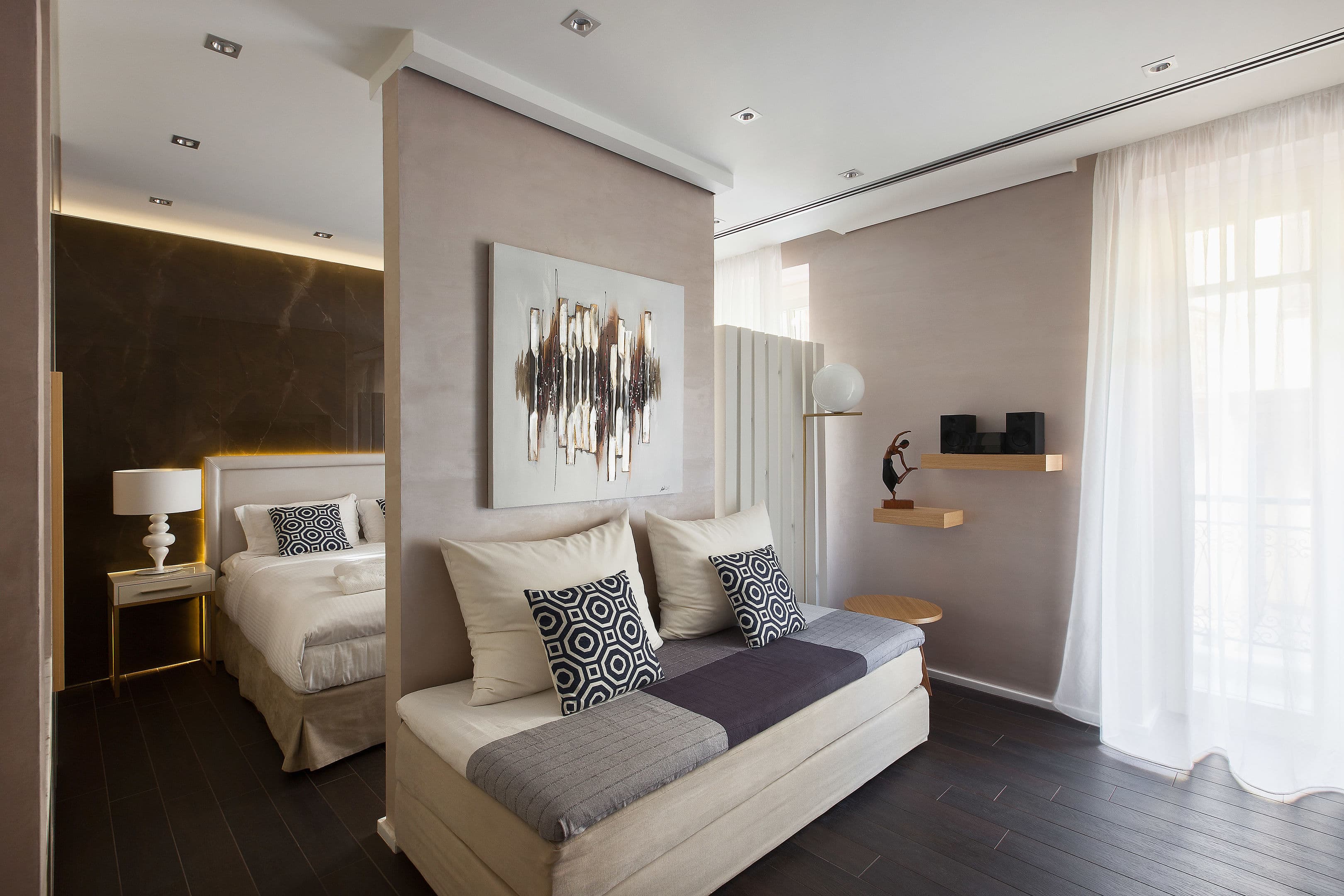 Consolato Boutique - 48