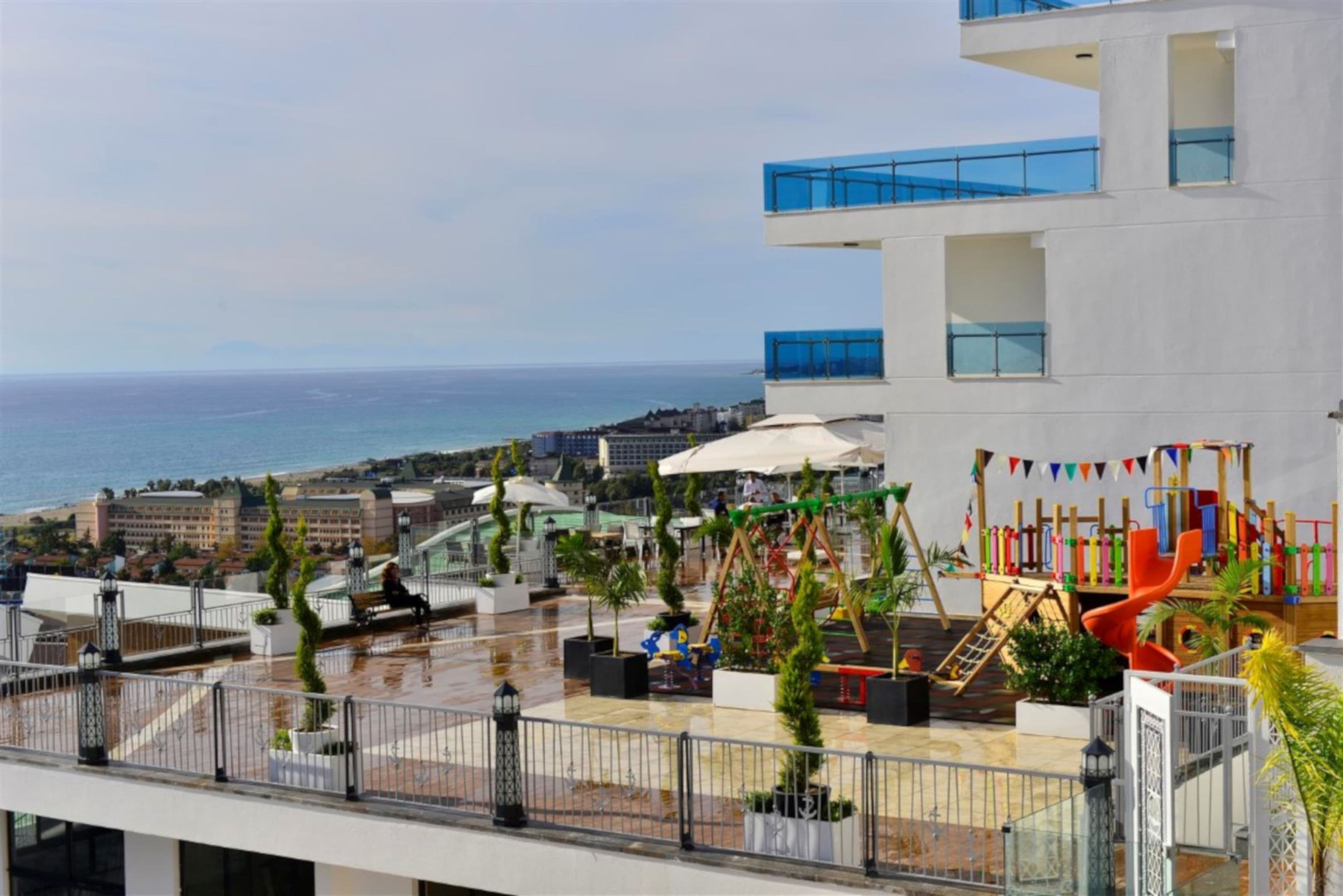 Elite Luxury Suite & Spa - 56