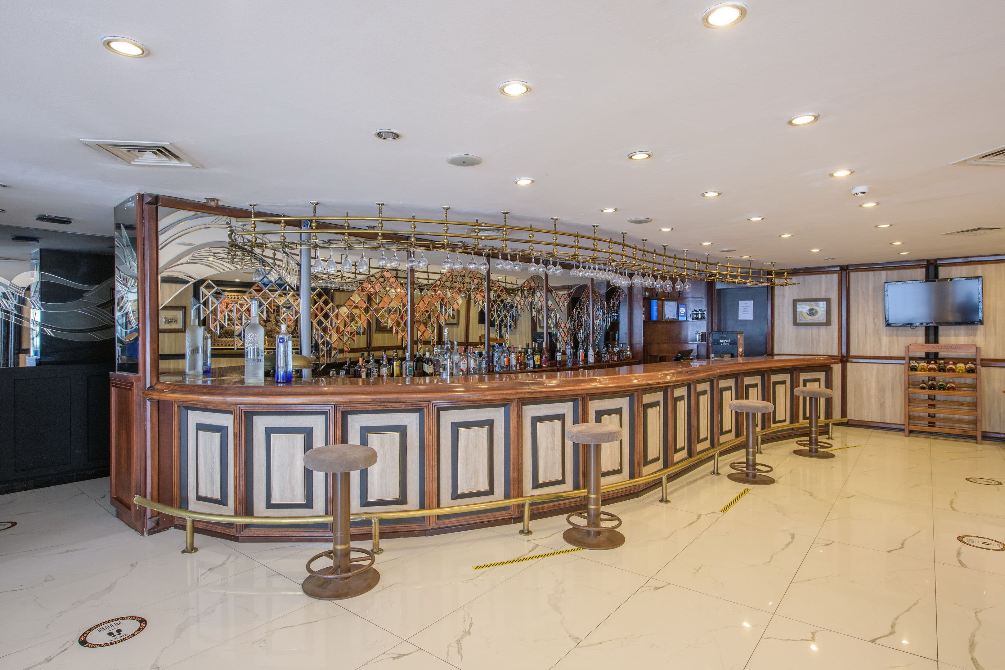 Golden Age Hotel - 61