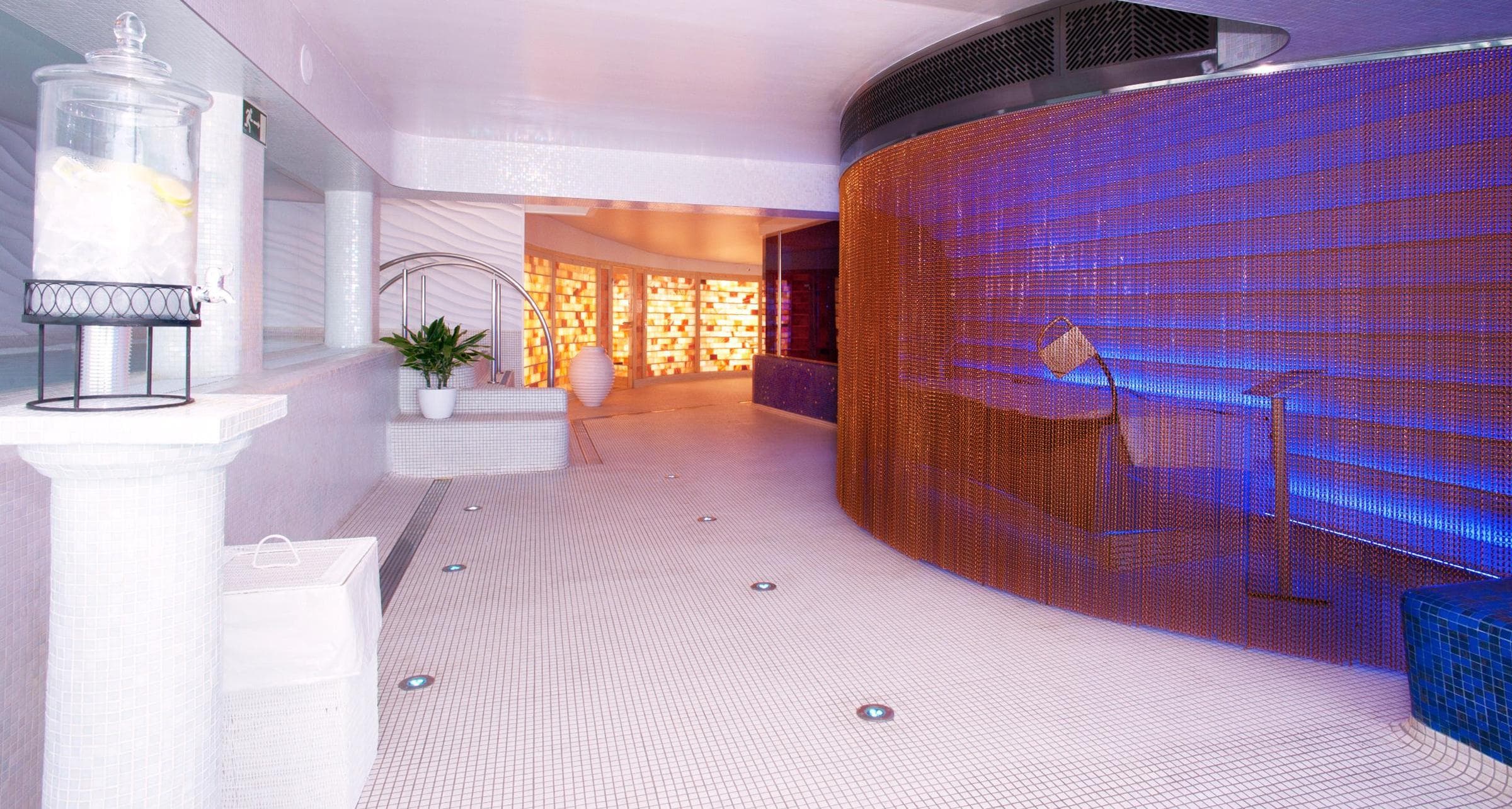 Bull Reina Isabel and Spa - 63