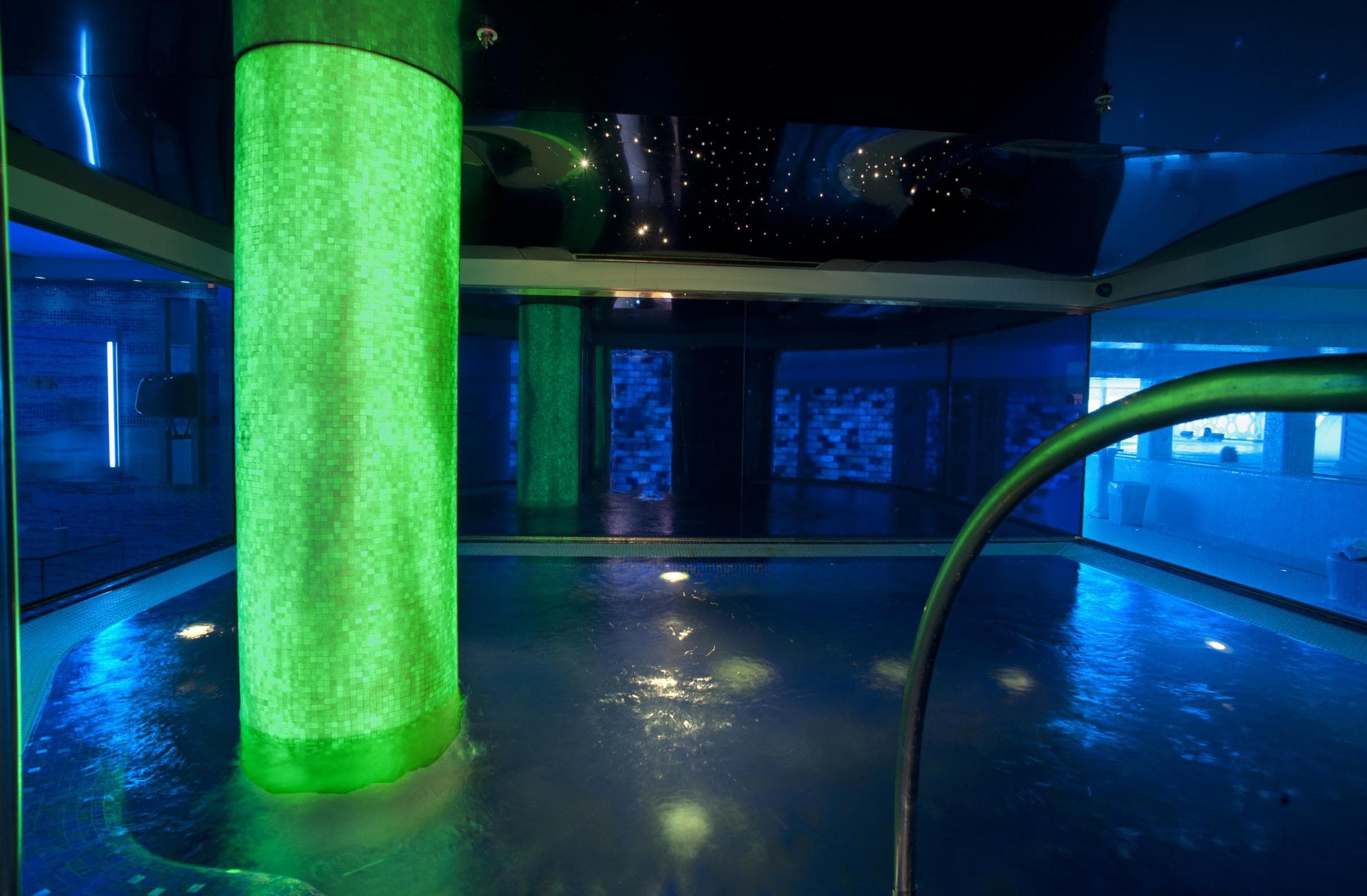 Bull Reina Isabel and Spa - 65