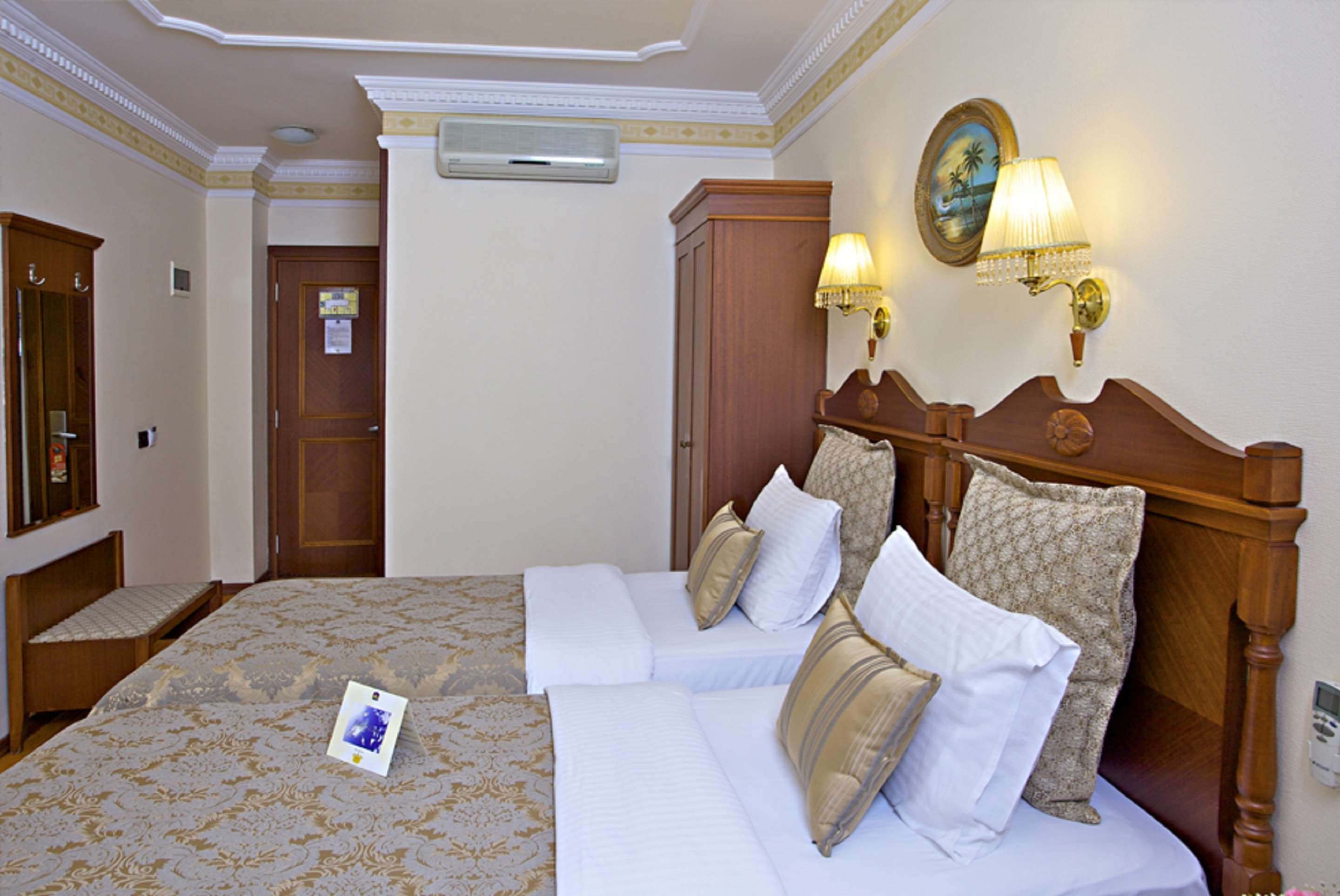 Best Western Empire Palace Hotel - 72