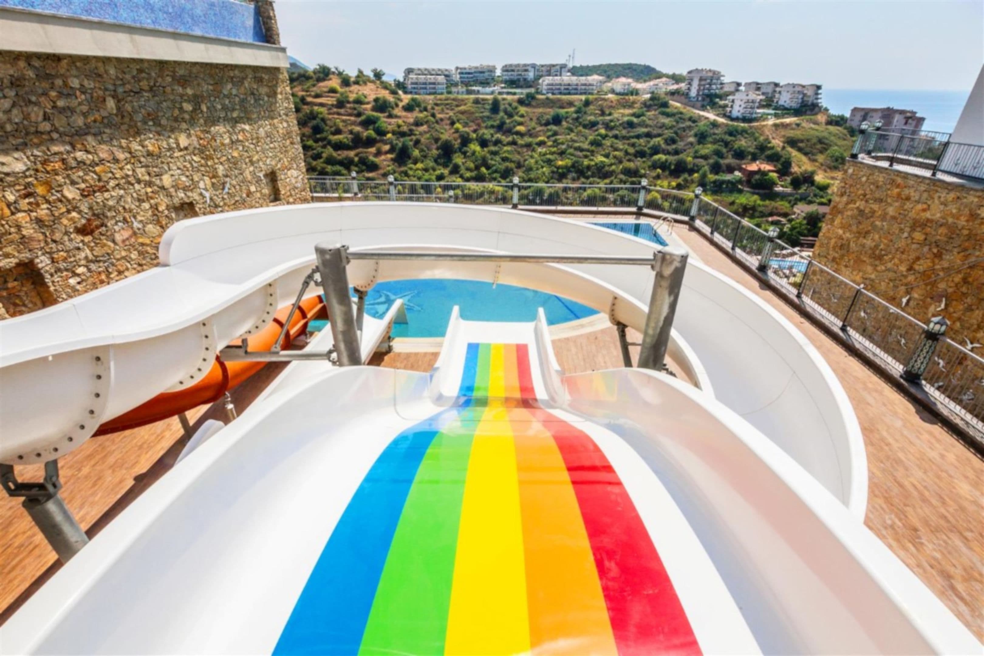 Elite Luxury Suite & Spa - 47