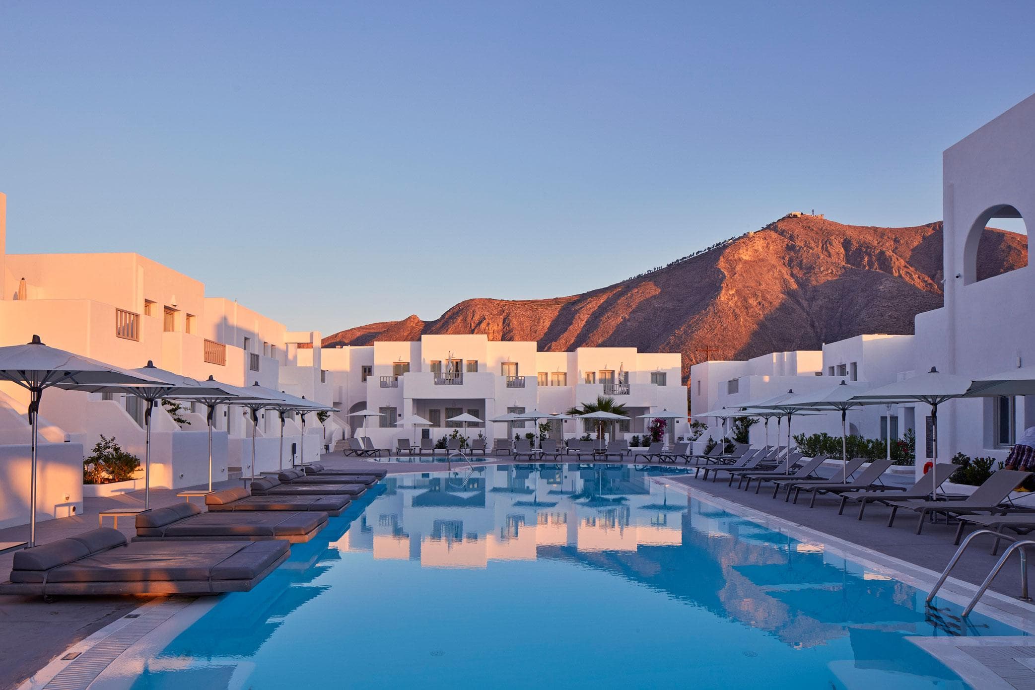 Aqua Blue Beach Hotel - 59