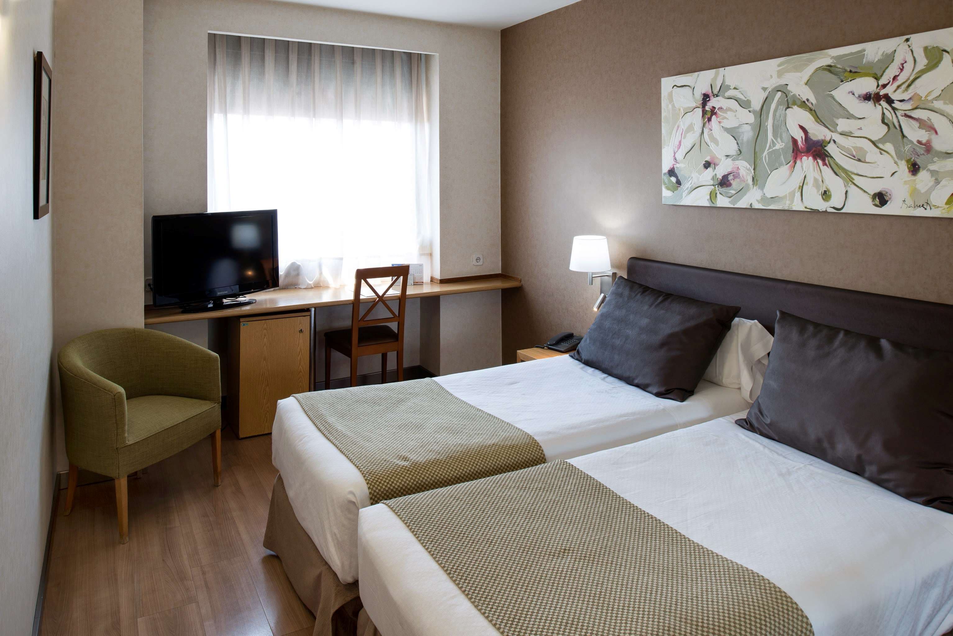 Catalonia Albeniz - 61