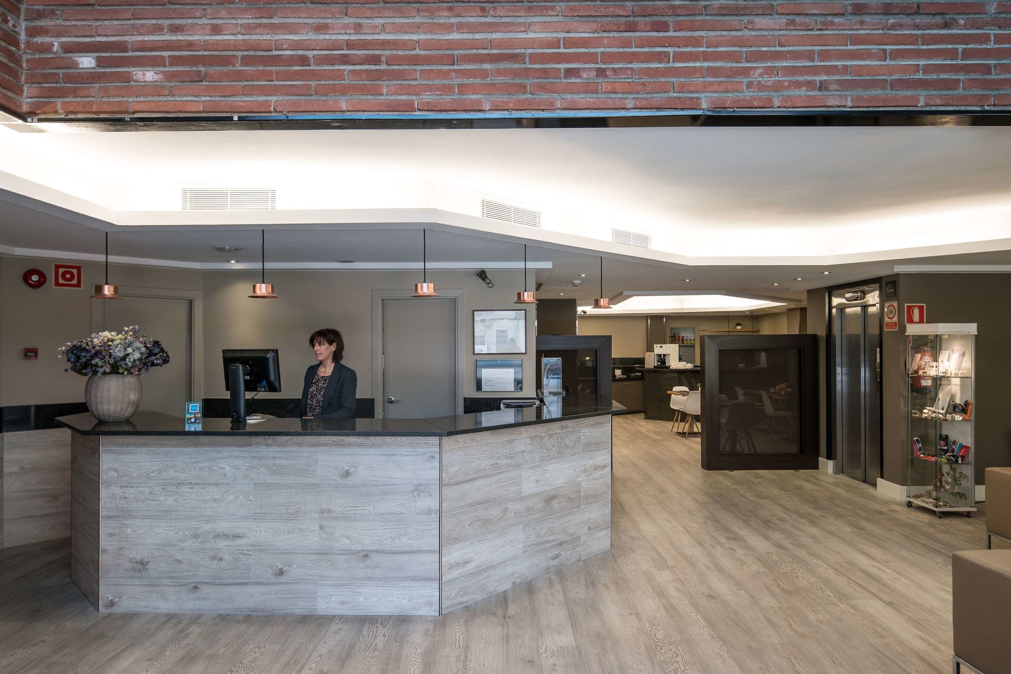 Catalonia Albeniz - 65