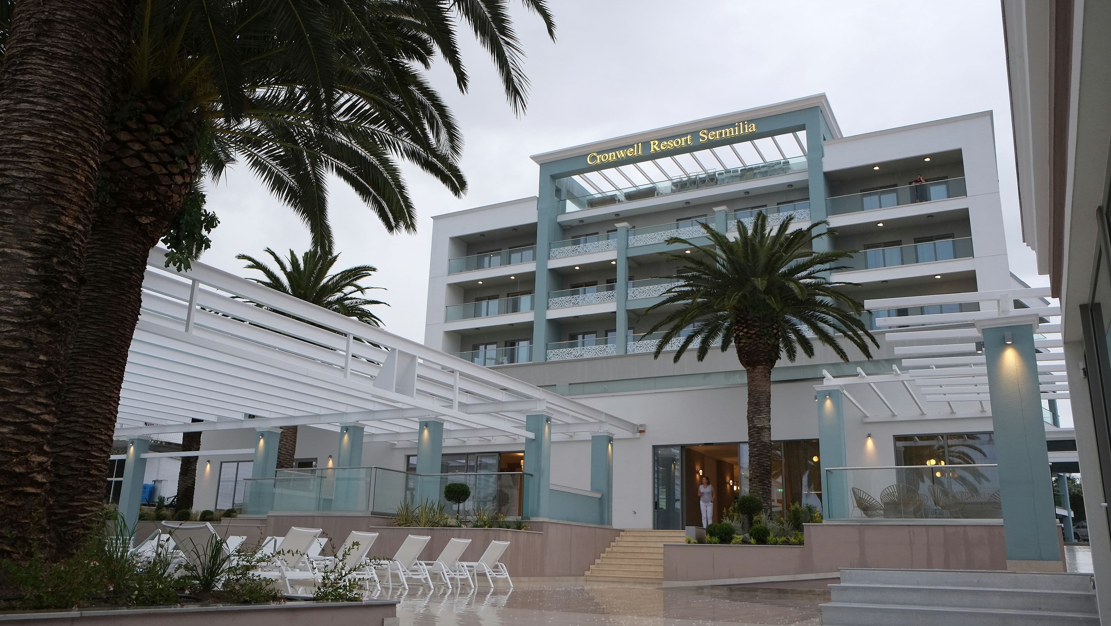 Cronwell Resort Sermilia - 37