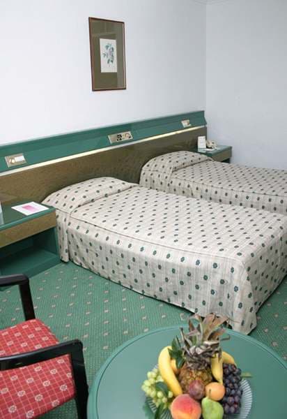 Fantasia Deluxe Hotel Kusadasi - 49