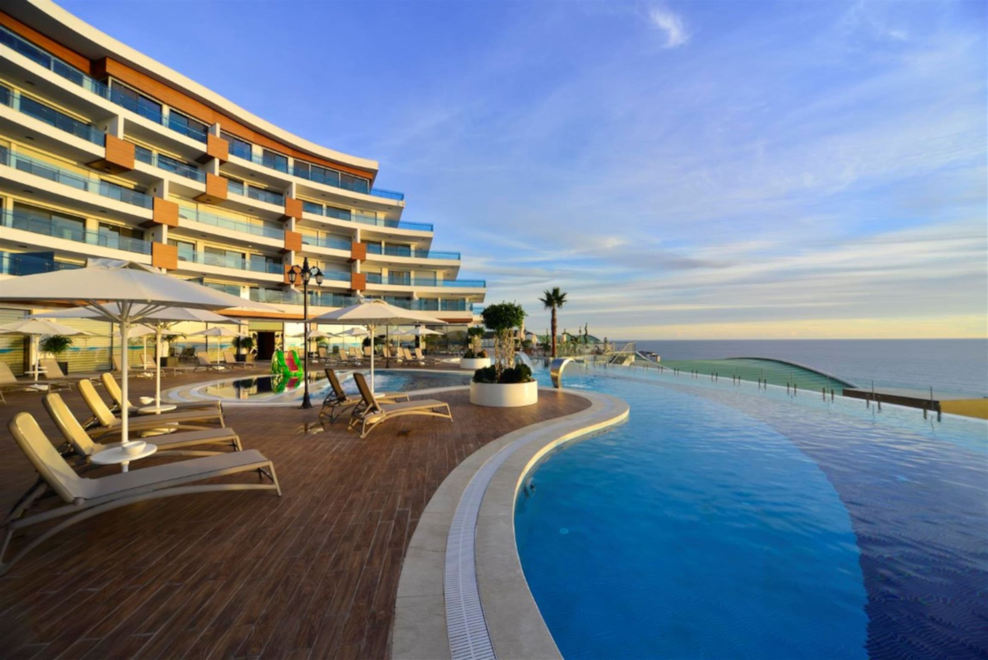 Elite Luxury Suite & Spa - 49