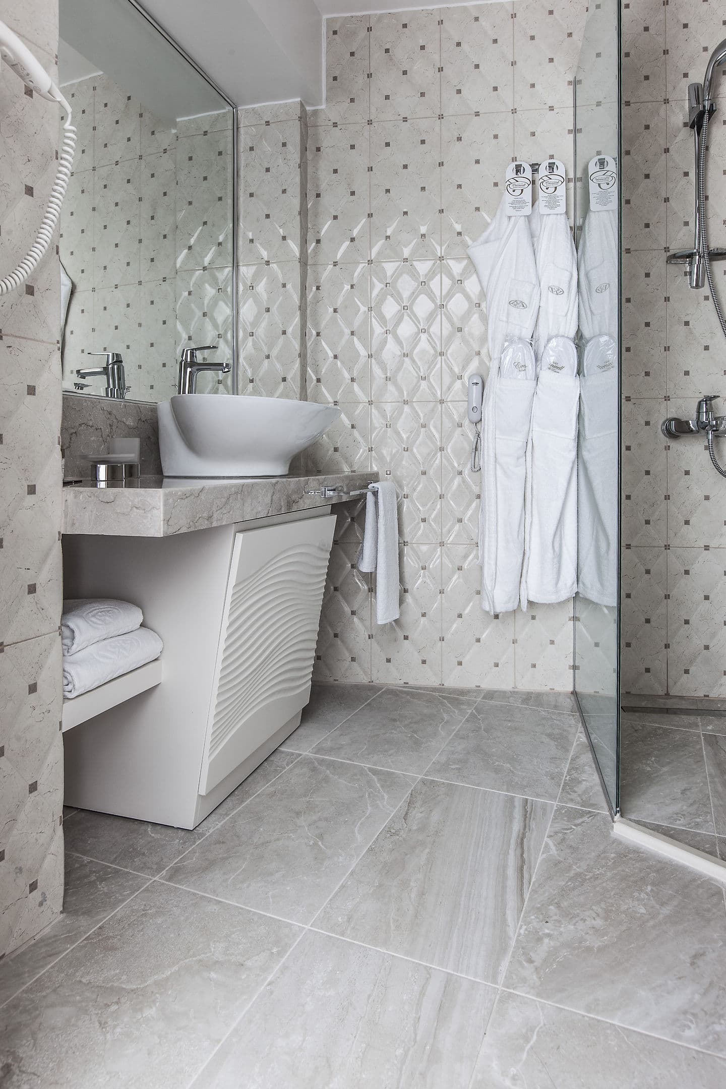 Cronwell Resort Sermilia - 44