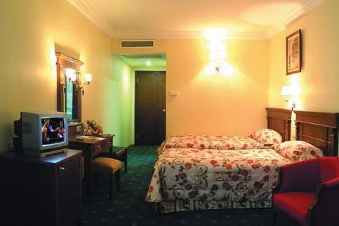 Golden Crown Hotel - 58