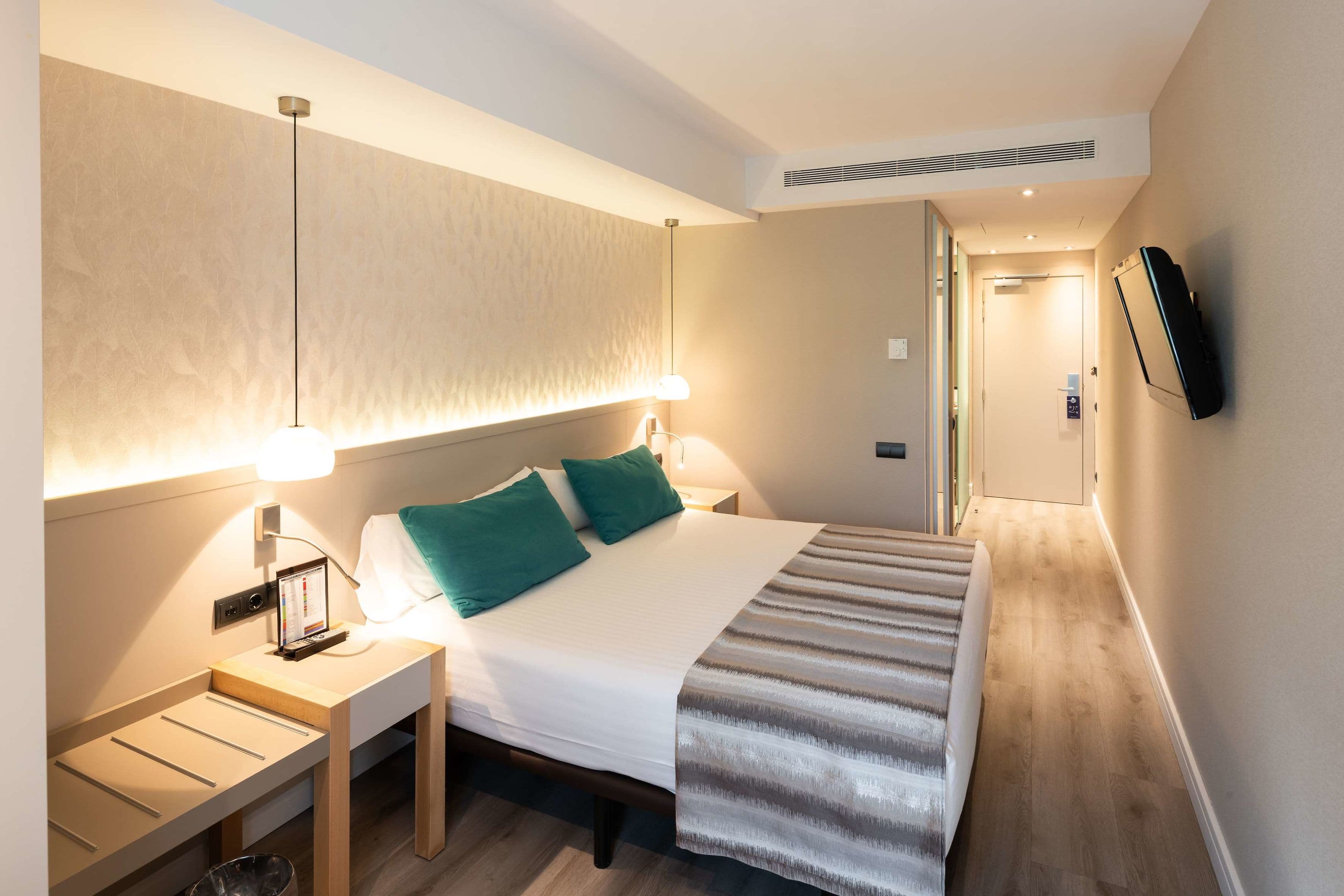 Catalonia Atenas - 100