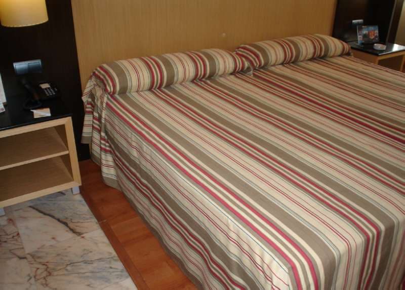 Catalonia Atenas - 53