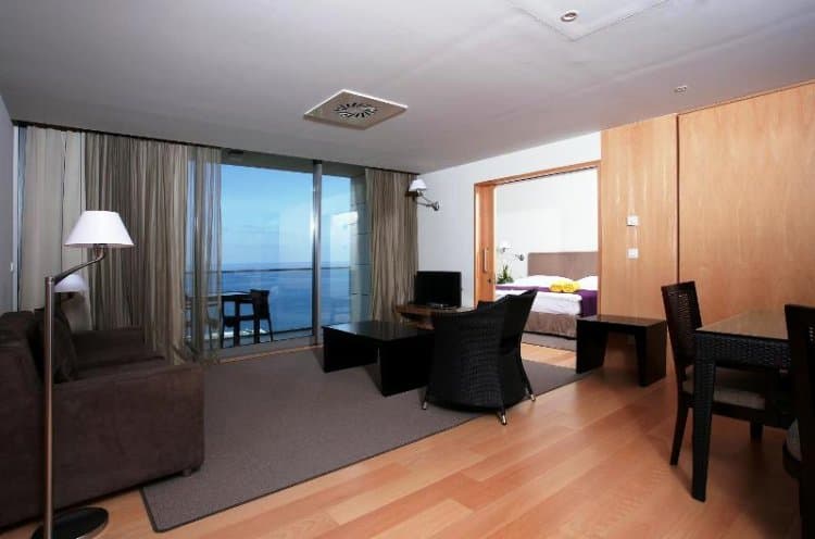 Hotel Golden Residence - 8