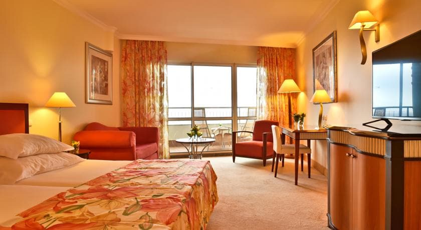Pestana Grand Premium Ocean Resort - 12