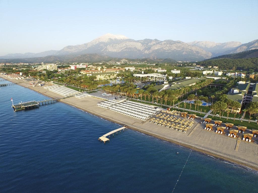 Charter Antalya - Dobedan World Palace Hotel (ex Alva Donna World Palace) - 2