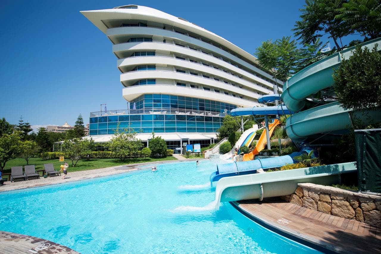 Charter Antalya - Concorde DELUXE HOTEL