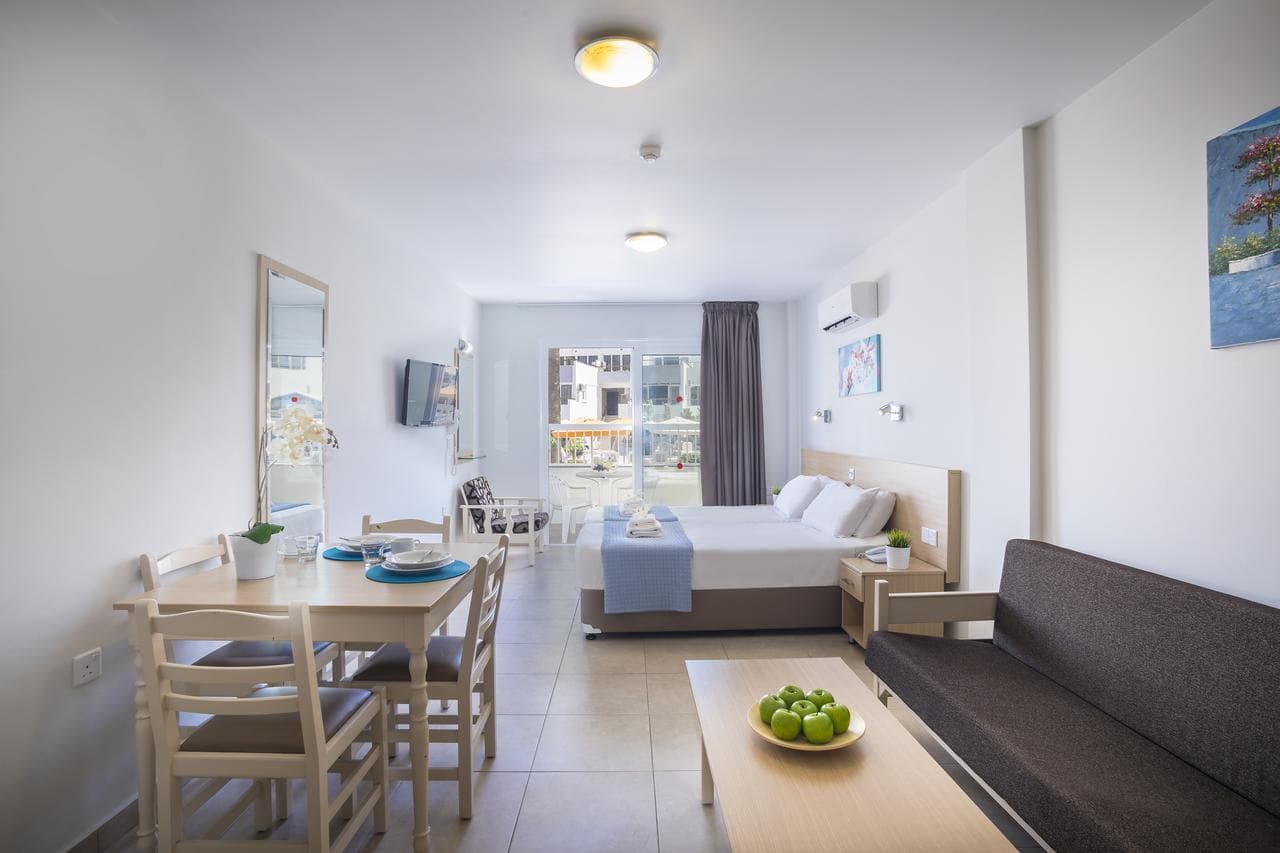 Christabelle Hotel Apartments - 7