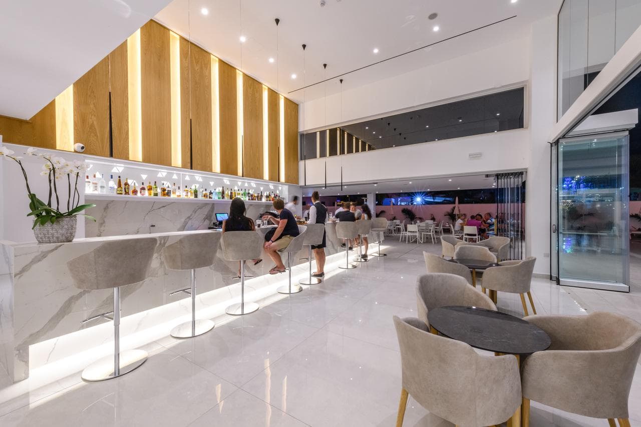 Hotel Seasons by Tasia Maris - 11