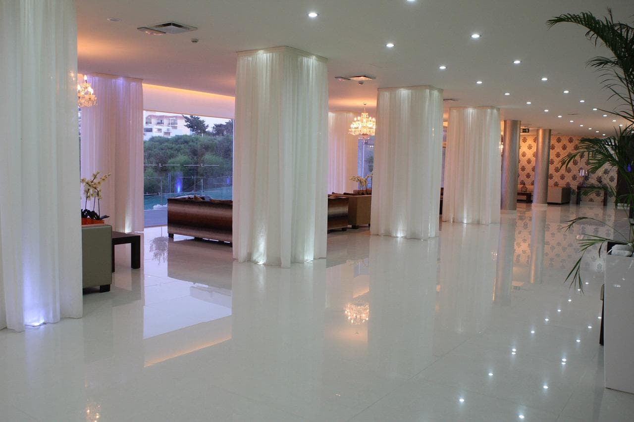 Vrissiana Beach Hotel - 4
