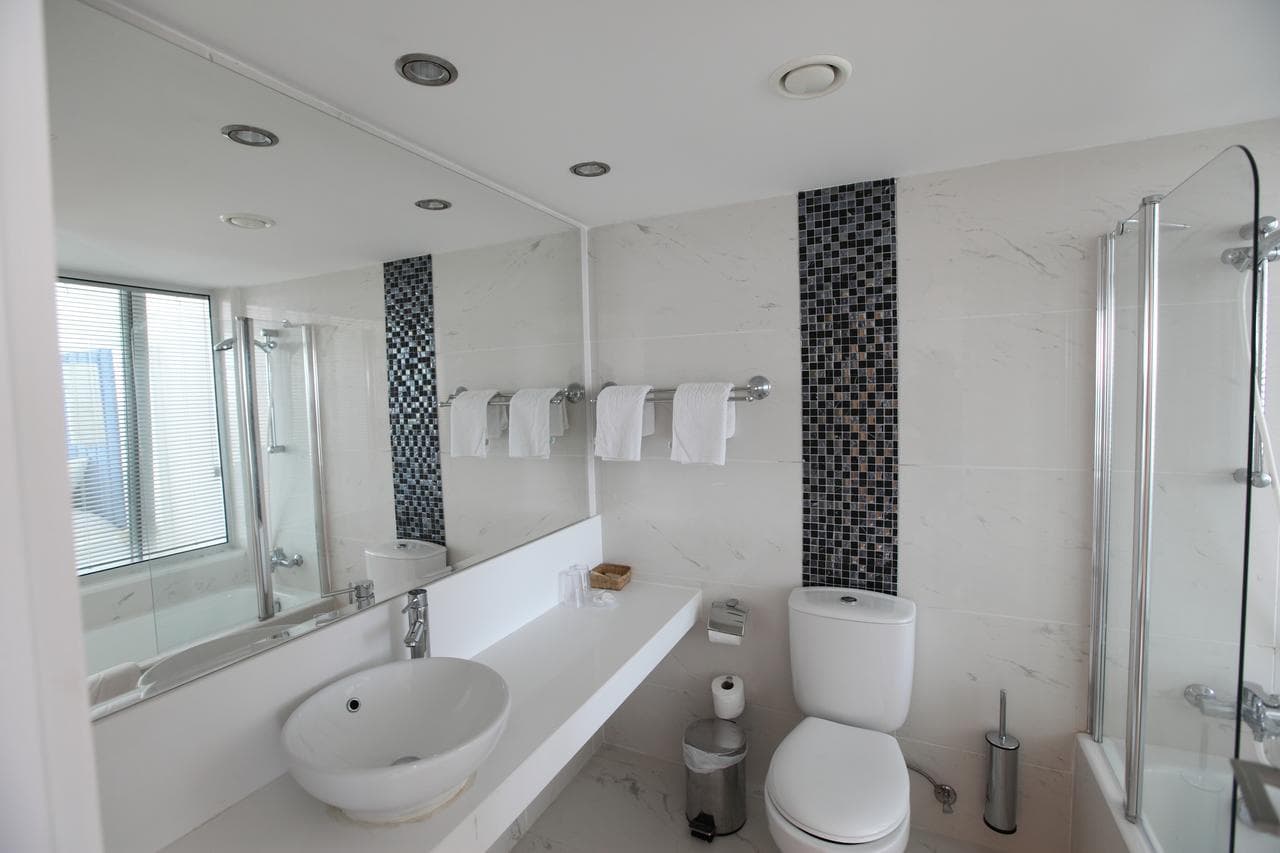 Dome Beach Hotel & Resort - 3