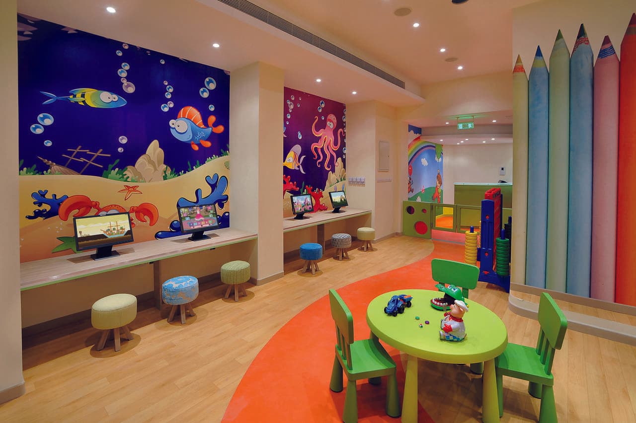 Alexander The Great Beach Hotel - 14