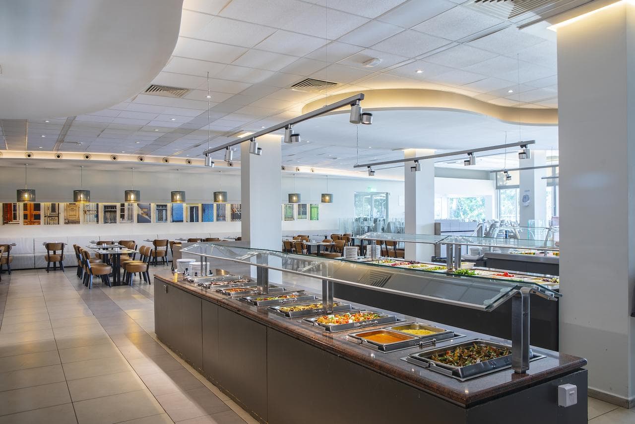 Hotel Mayfair Gardens - 10