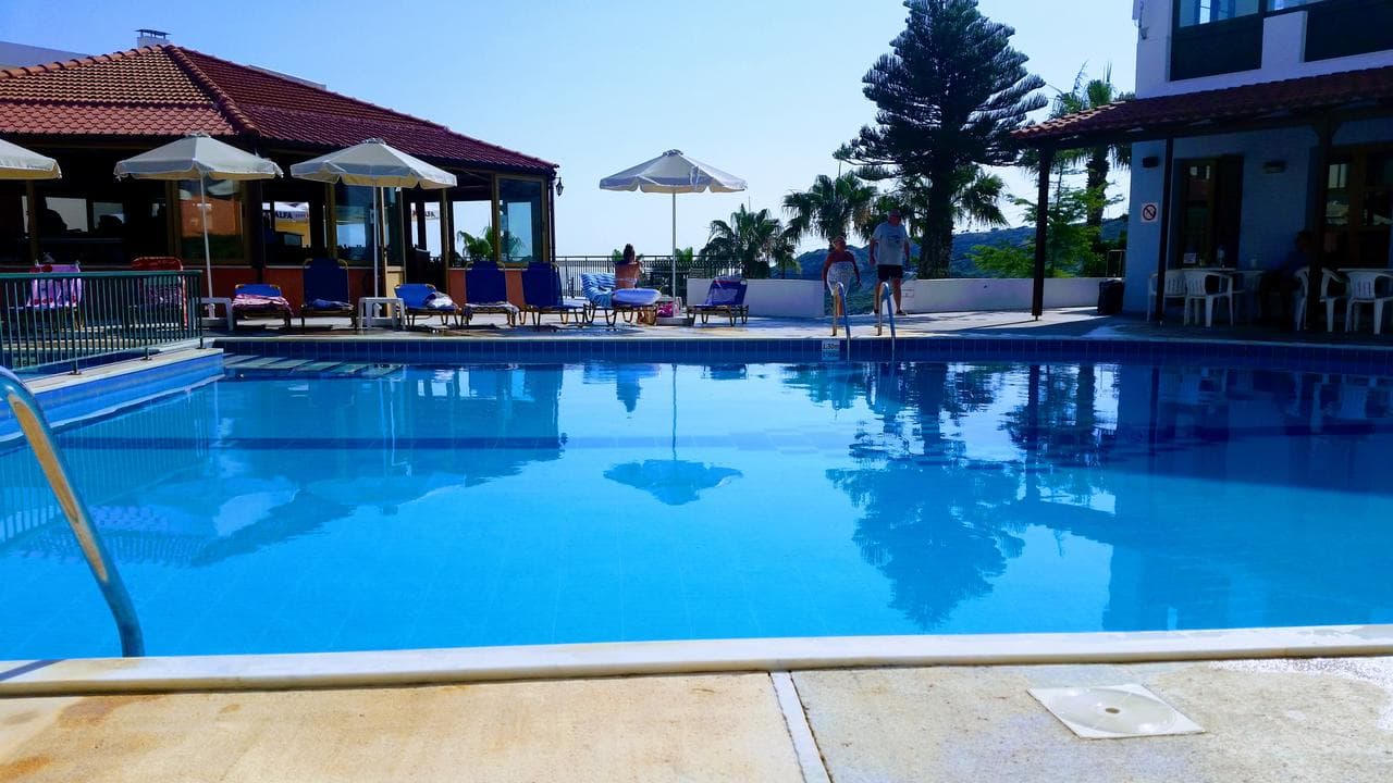 Camari Garden Hotel Apartments - 6