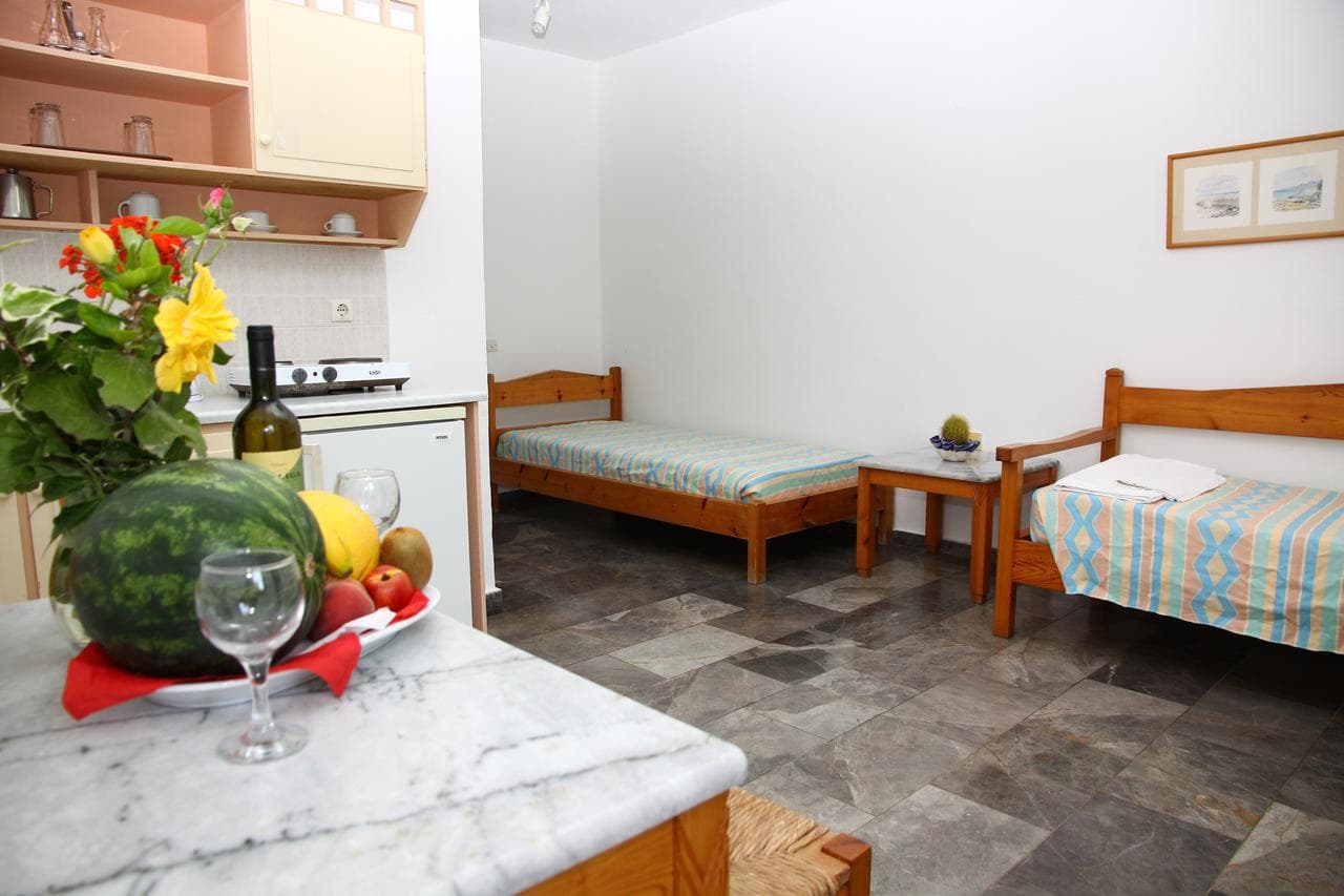 Camari Garden Hotel Apartments - 12