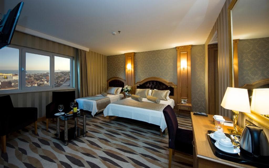Aprilis Hotel - 17