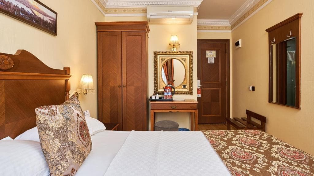 Best Western Empire Palace Hotel - 8