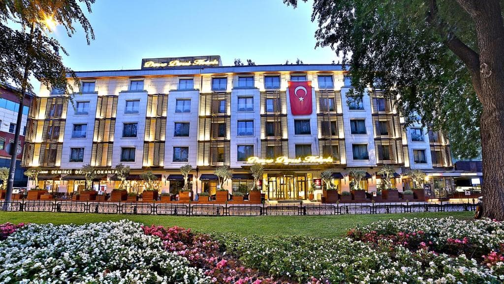 Dosso Dossi Hotels Downtown