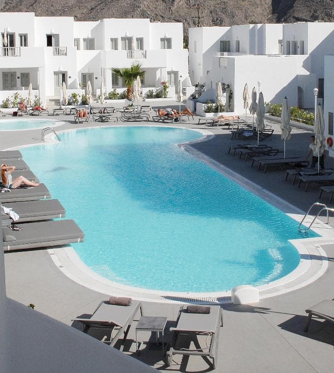 Aqua Blue Beach Hotel - 47