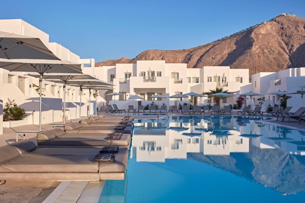Aqua Blue Beach Hotel