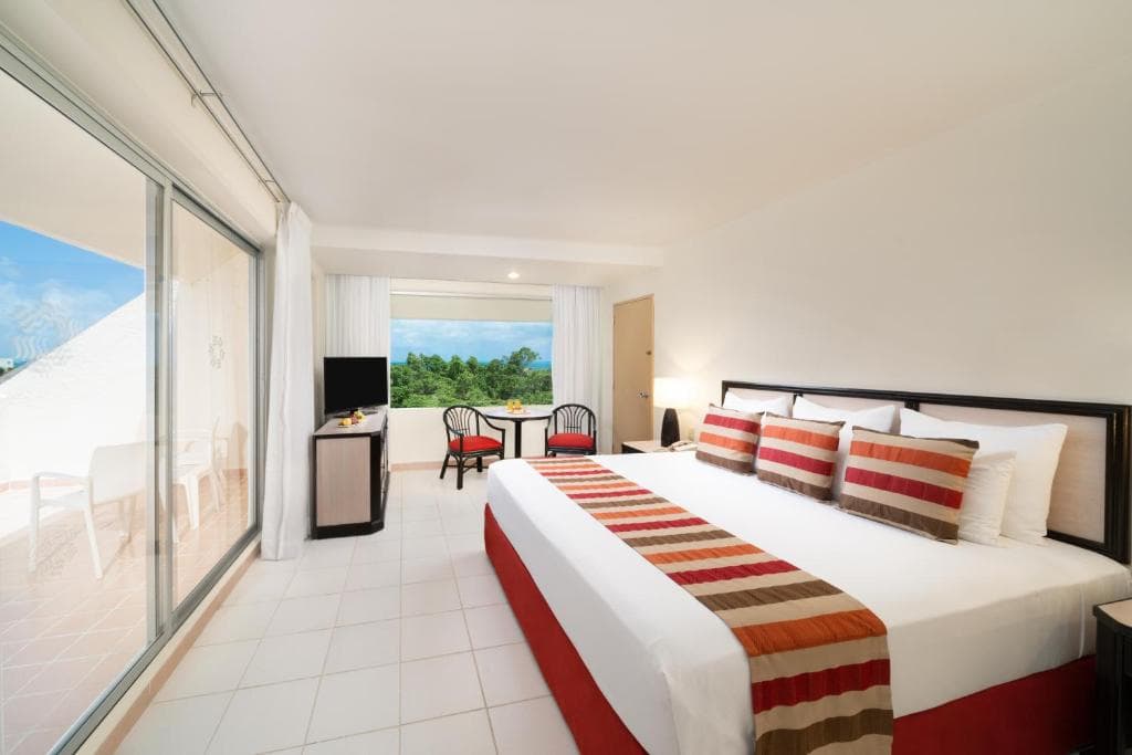 Oasis Palm - 28