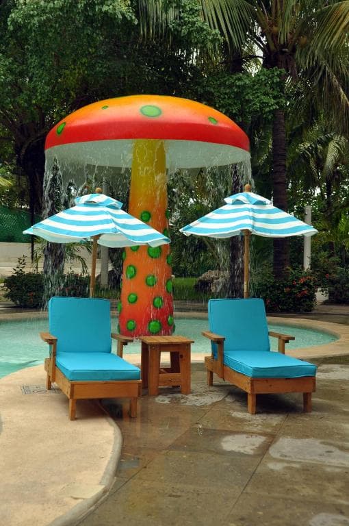 Oasis Palm - 20