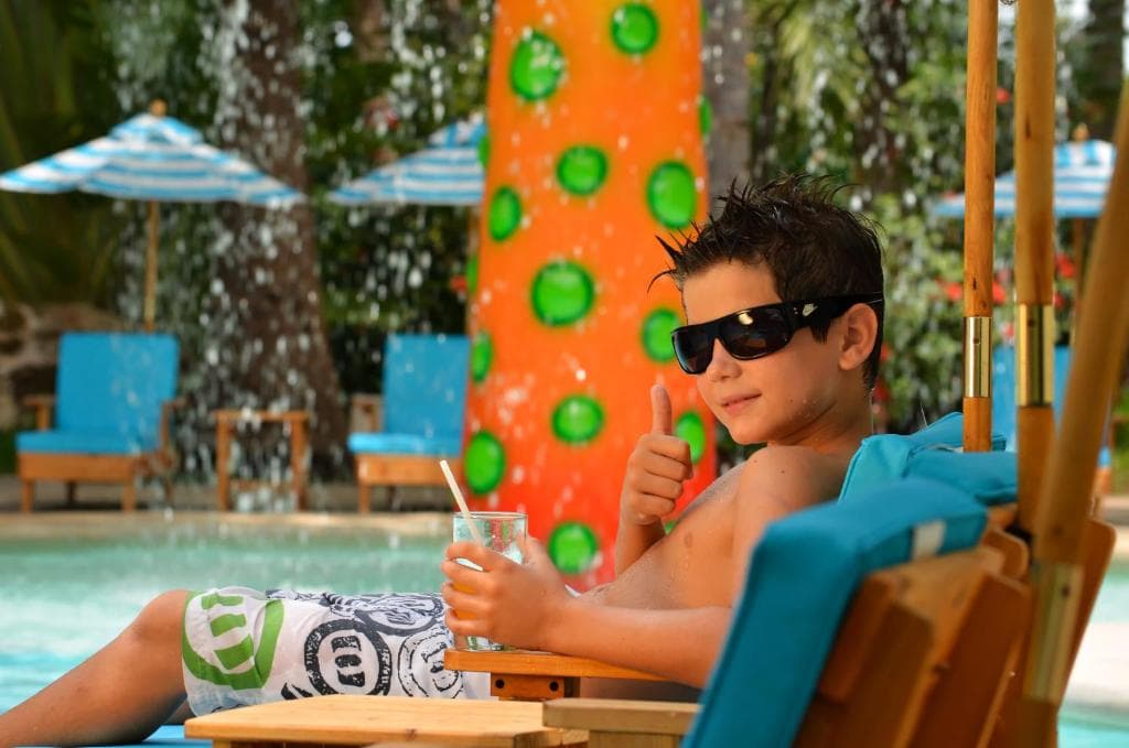 Oasis Palm - 12