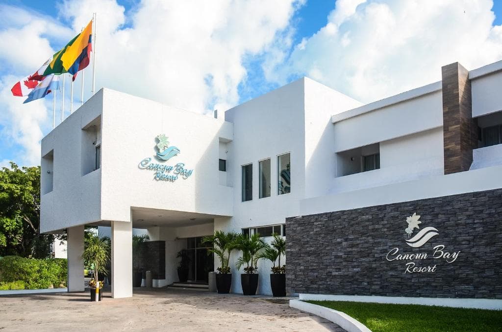 Cancun Bay Resort - 8