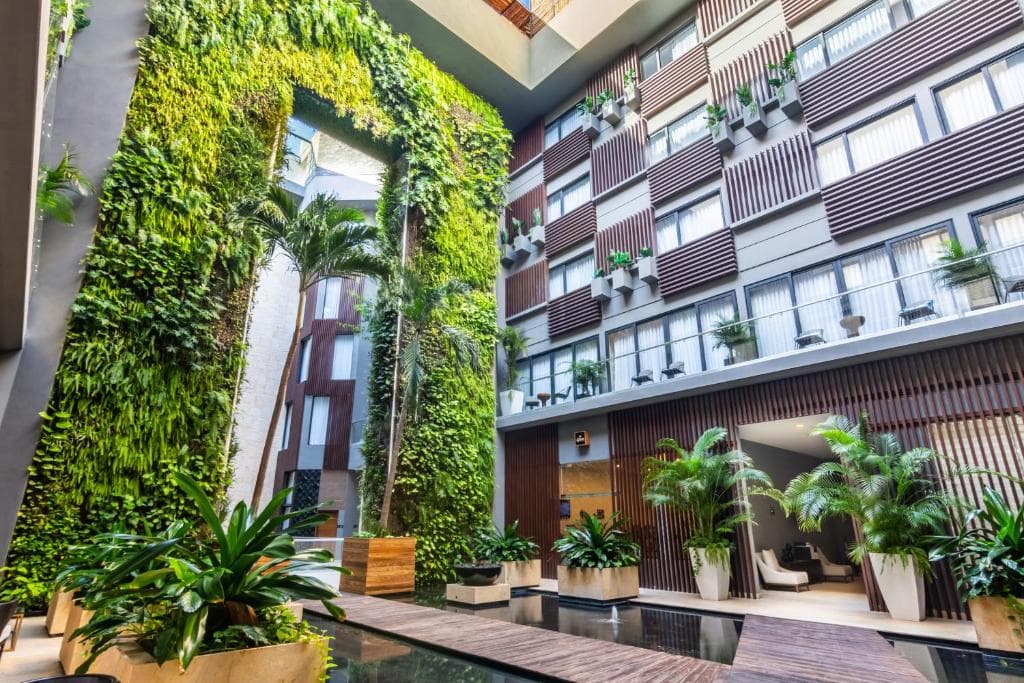 The Fives Downtown Hotel & Residences - 8