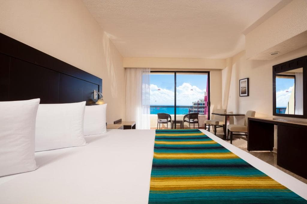 Crown Paradise Club Cancun - 8
