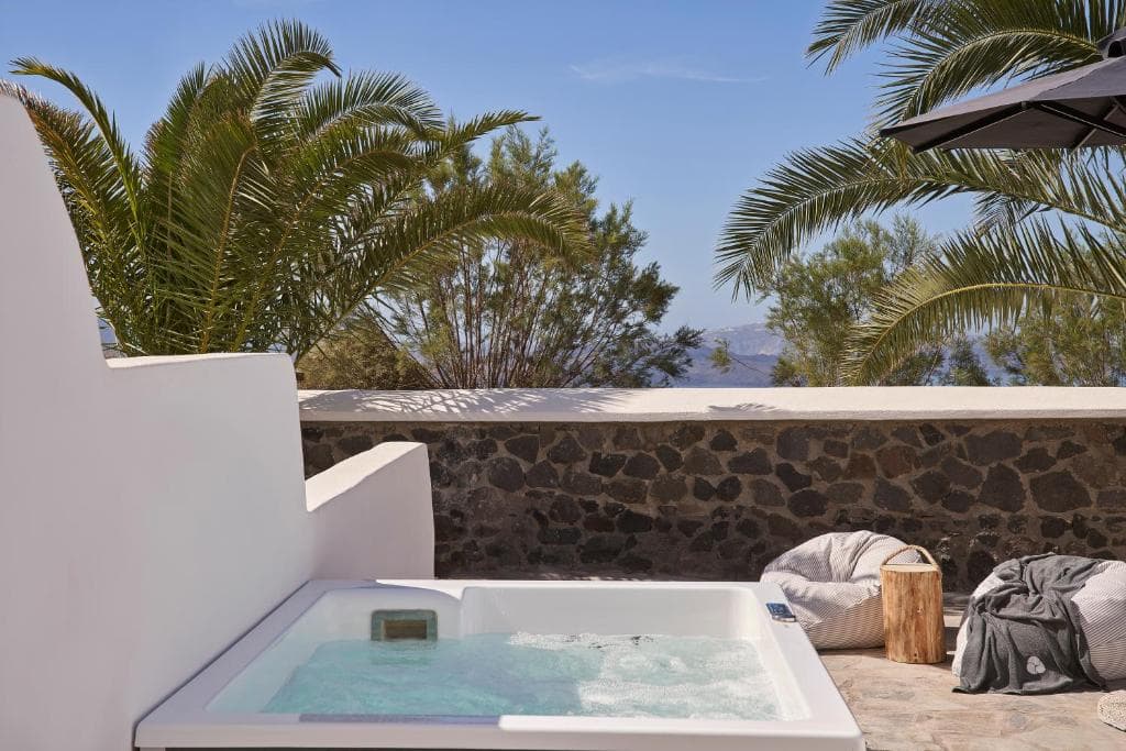 Mr and Mrs White Santorini - 8