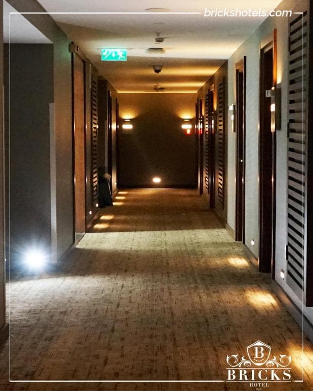 Bricks Hotel - 8