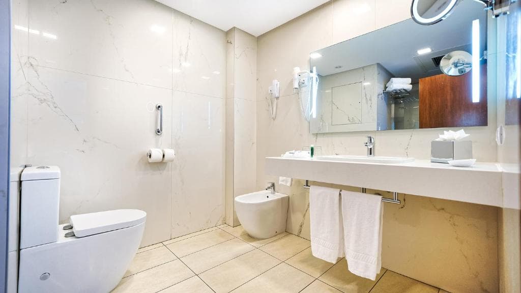 Bull Reina Isabel and Spa - 34