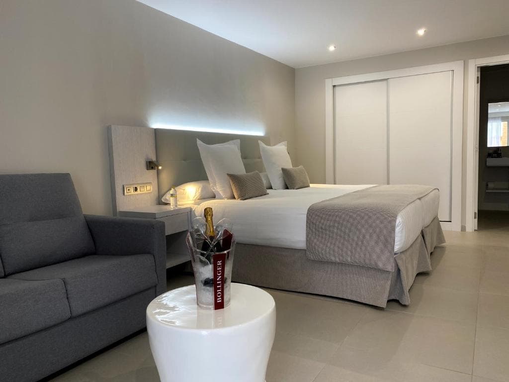 Sanom Beach Resort - 7