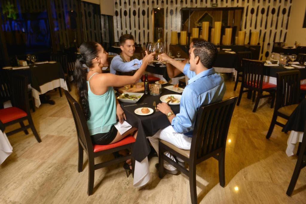 Oh! Cancun The Urban Oasis & Beach Club - 10