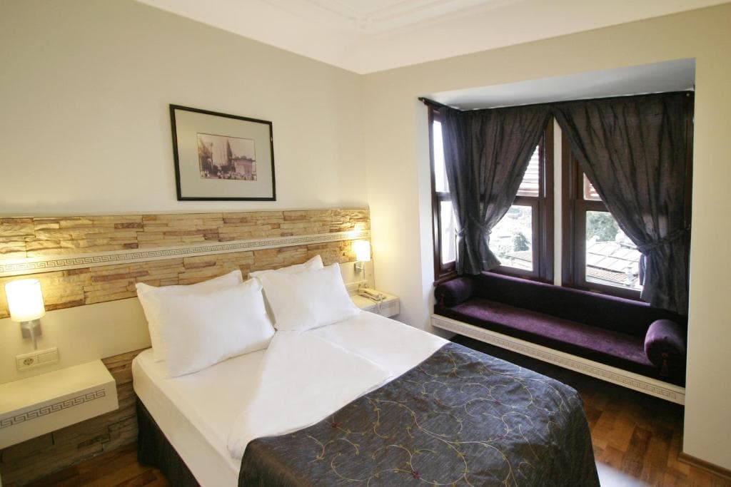 Aspen Hotel - 30