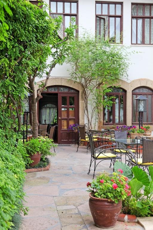 Aspen Hotel - 34