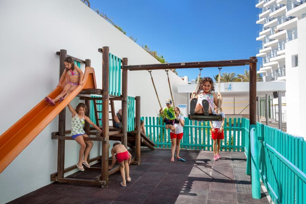 Hotel Riu Papayas - 26